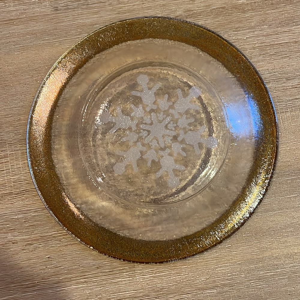 Snowflake Plate - Picture 4 of 5